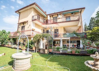 Casa all\'aperto - Villa via giovanni pascoli
 
15, Mascalucia - foto 9