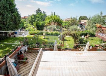 Giardino - Villa via giovanni pascoli
 
15, Mascalucia - foto 13