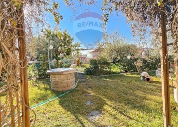 Giardino - Villa via giovanni pascoli
 
15, Mascalucia - foto 16