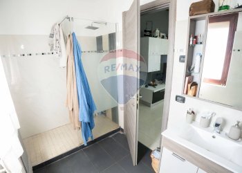 Bagno - Villa via giovanni pascoli
 
15, Mascalucia - foto 39