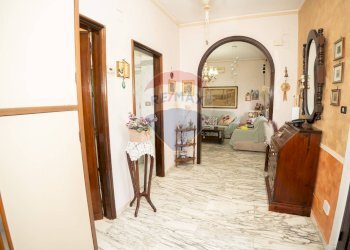 Hall / corridoio - Villa via giovanni pascoli
 
15, Mascalucia - foto 58