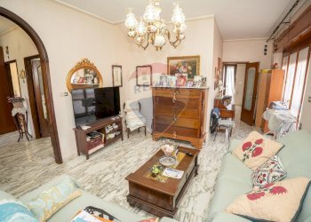 Soggiorno - Villa via giovanni pascoli
 
15, Mascalucia - foto 61