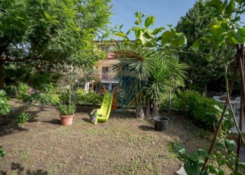 Giardino - Villa via giovanni pascoli
 
15, Mascalucia - foto 80