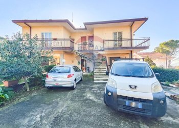 Casa all\'aperto - Villa via giovanni pascoli
 
15, Mascalucia - foto 85