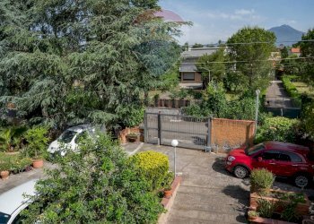 Giardino - Villa via giovanni pascoli
 
15, Mascalucia - foto 86