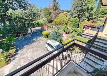 Balcone - Villa via giovanni pascoli
 
15, Mascalucia - foto 90