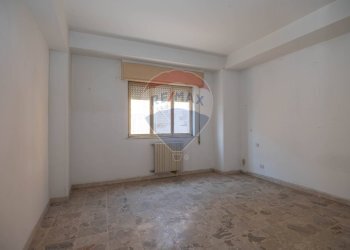 Stanza vuota - Quadrilocale Via Ragusa
 
29, Caltagirone - foto 16