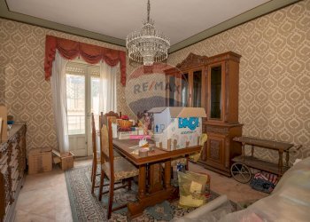 Sala da pranzo - Quadrilocale Via Ragusa
 
29, Caltagirone - foto 18