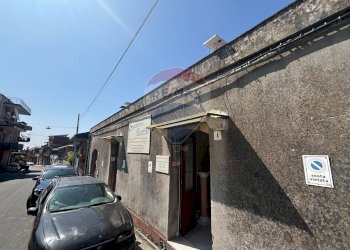 Edificio all\'aperto - Appartamento via ramondeta
 
6, Aci Bonaccorsi - foto 1