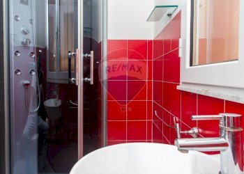Bagno - Independent house Via Macaluso
 
87, Catania - photo 27