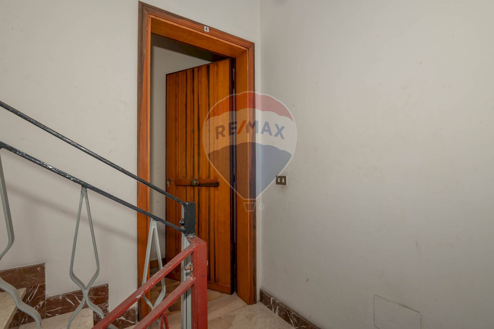 Scale - Four-room apartment via Lecce
 
73, Gela - photo 2