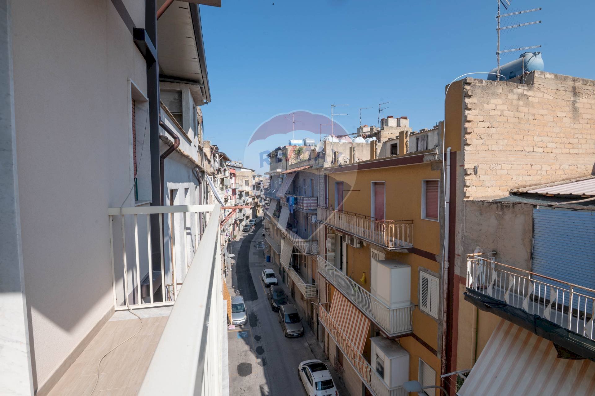 Edificio all\'aperto - Four-room apartment via Lecce
 
73, Gela - photo 3