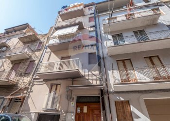 Edificio all\'aperto - Quadrilocale via Lecce
 
73, Gela - foto 1