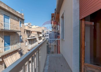 Balcone - Quadrilocale via Lecce
 
73, Gela - foto 8