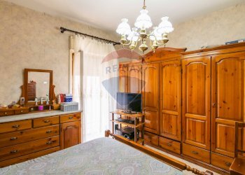 Camera / camera da letto - Trilocale Via Finocchiari
 
121, Aci Catena - foto 5