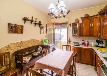 Cucina - Trilocale Via Finocchiari
 
121, Aci Catena - foto 7