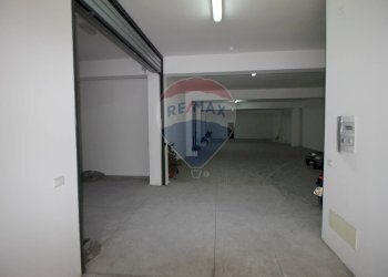 Parcheggio - Box Via Duca Degli Abruzzi
 
190, Catania - foto 9
