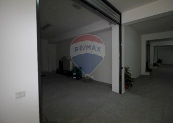 Parcheggio - Box Via Duca Degli Abruzzi
 
190, Catania - foto 10