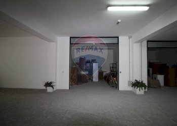 Parcheggio - Box Via Duca Degli Abruzzi
 
190, Catania - foto 16