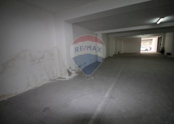 Parcheggio - Box Via Duca Degli Abruzzi
 
190, Catania - foto 19