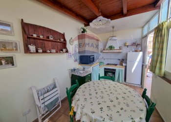 Cucina - Trilocale via santa lucia
 
7, Alì Terme - foto 9