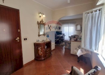 Hall / corridoio - Trilocale via santa lucia
 
7, Alì Terme - foto 18