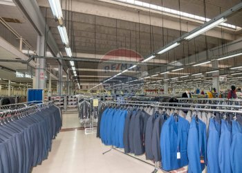 Cabina armadio - Capannone Contrada Poggiarelli
 
snc, Caltagirone - foto 11