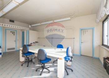 Ufficio - Capannone Contrada Poggiarelli
 
snc, Caltagirone - foto 31