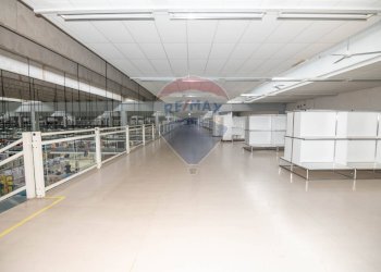 Parcheggio - Capannone Contrada Poggiarelli
 
snc, Caltagirone - foto 46