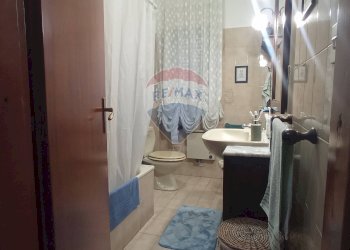 Bagno - Quadrilocale Via San Domenico Savio
 
25, Gravina di Catania - foto 18