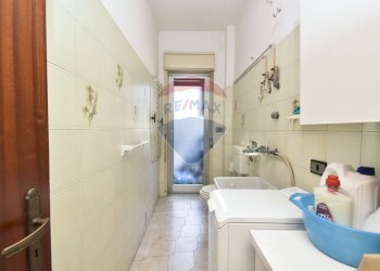 Lavanderia - Quadrilocale via francesco bella
 
6f, Aci Sant'Antonio - foto 21