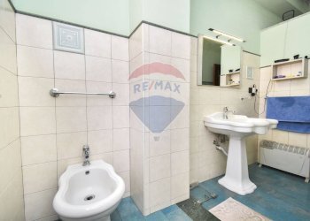 Bagno - Casa semi indipendente via nicola coviello
 
3-5, Gravina di Catania - foto 10