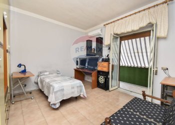 Camera / camera da letto - Casa semi indipendente via nicola coviello
 
3-5, Gravina di Catania - foto 17