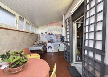 Lavanderia - Casa semi indipendente via nicola coviello
 
3-5, Gravina di Catania - foto 27