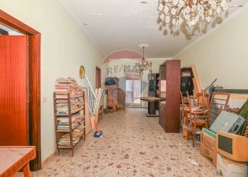 Hall / corridoio - Quadrilocale VIA SS.SALVATORE
 
47, Caltagirone - foto 8