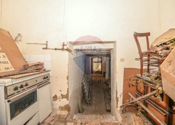 Cucina - Quadrilocale VIA SS.SALVATORE
 
47, Caltagirone - foto 15