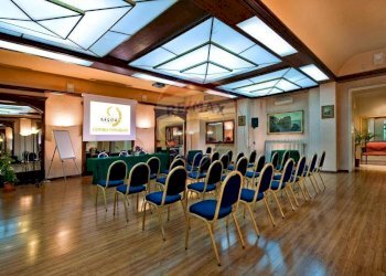 Sala da pranzo - Hotel Largo Roma
 
3, Salsomaggiore Terme - foto 11