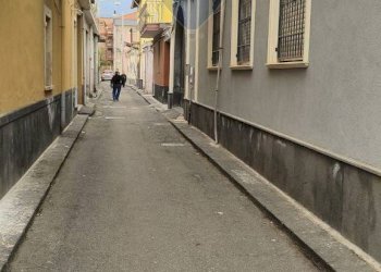 Edificio all\'aperto - Casa semi indipendente Via Libertà
 
57, Riposto - foto 3