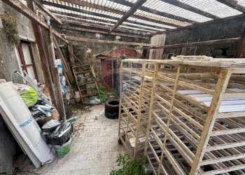 Dispensa di stoccaggio - Laboratorio Via Ramondetta
 
6, Aci Bonaccorsi - foto 17