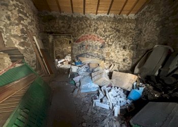 Soggiorno - Laboratorio Via Ramondetta
 
6, Aci Bonaccorsi - foto 23