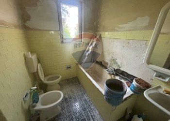 Bagno - Laboratorio Via Ramondetta
 
6, Aci Bonaccorsi - foto 33