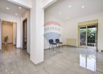 Stanza vuota - Appartamento Via Evangelista Torricelli
 
6, Mascalucia - foto 1