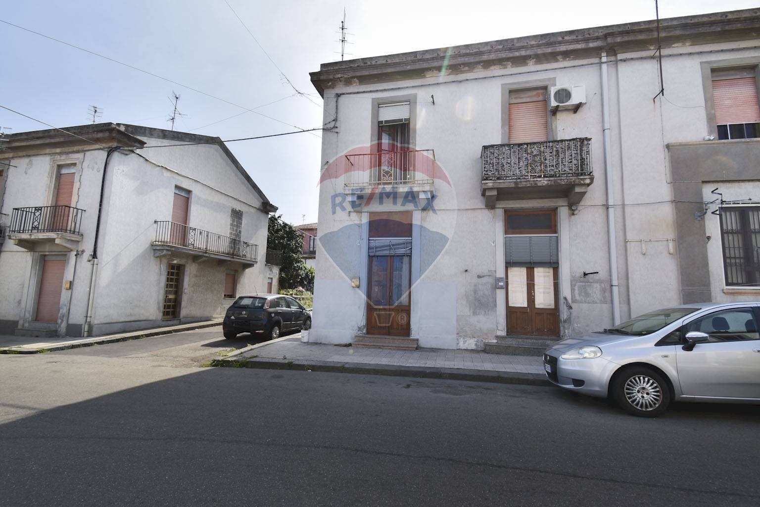 Edificio all\'aperto - Casa indipendente via dei Giurati
 
31, Mascali - foto 1