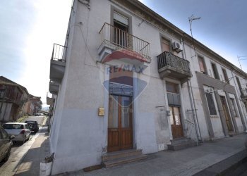 Edificio all\'aperto - Casa indipendente via dei Giurati
 
31, Mascali - foto 5