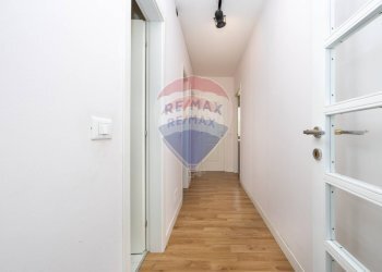 Hall / corridoio - Quadrilocale via Cimabue
 
1/B, Pioltello - foto 10