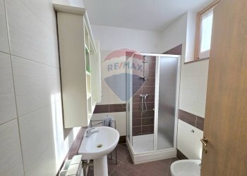 Bagno - Bilocale Via Ascione
 
2161, Terranuova Bracciolini - foto 8