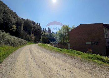 Vista delle montagne - Bilocale Via Ascione
 
2161, Terranuova Bracciolini - foto 18