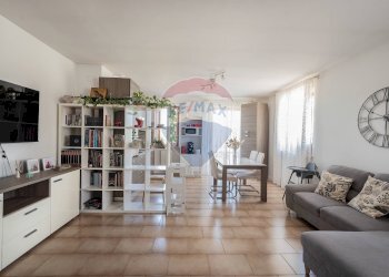 Sala da pranzo - Independent house vai Sant'Ignazio
 
17, Filottrano - photo 5