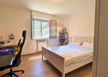 Camera / camera da letto - Apartment Empoli - photo 13