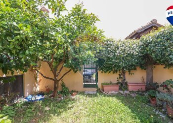 Giardino - Appartamento VIA BRONTE
 
109, Roma - foto 8